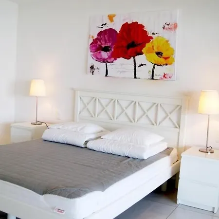 Suesse Mit Bezaubernde Seesicht 405 Apartment Locarno